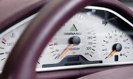 Seni sportiniai mersedesai – brangesni už naujus (video)