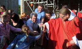 “Vilties bėgimas”: saulėtekis…iš Vakarų