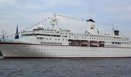 Dėl gaisro iš vokiečių kruizinio laivo evakuoti 608 žmonės