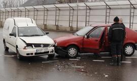 Transporto privalomojo draudimo rinka vis dar krinta, teigia ekspertai