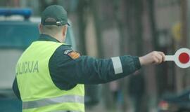 LVAT: pareigūnams turi būti sumokėta už faktiškai atliktą darbą