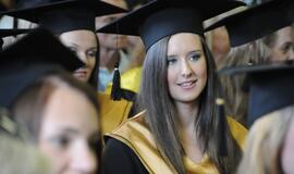 KU studentams - diplomų gavimo metas