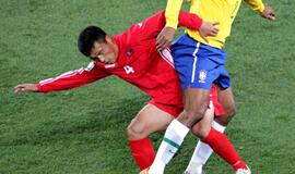 PAR 2010: Brazilijos rinktinė įveikė Šiaurės Korėjos futbolininkus