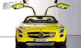"Mercedes-Benz SLS AMG E-Cell" varomas elektra