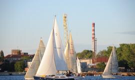 Klaipėdoje startavo naktinė Joninių regata