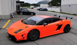 Šveicarijoje įvyko "Lamborghini" savininkų susitikimas