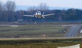 Amerikiečiai gamins skraidantį automobilį "Terrafugia Transition"