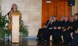 Lietuvos aukštosios jūreivystės mokyklos absolventams - diplomai