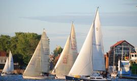 Klaipėdoje startavo naktinė Joninių regata