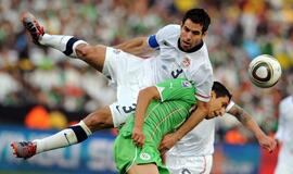 PAR 2010: JAV futbolininkai įveikė alžyriečius ir iškopė į aštuntfinalį