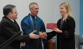 KU studentams - diplomų gavimo metas