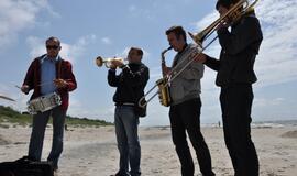 Menininkų žaidimai Smiltynės smėlyje