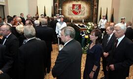 Lietuva atsisveikina su prezidentu Algirdu Brazausku