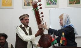 D. Grybauskaitė aplankė Lietuvos karius Afganistane