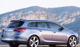 Išplatintos naujojo "Opel Astra Sports Tourer" nuotraukos