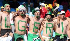 PAR 2010: JAV futbolininkai įveikė alžyriečius ir iškopė į aštuntfinalį