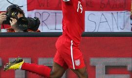 PAR 2010: Anglijos futbolininkai nugalėjo slovėnus