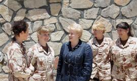 D. Grybauskaitė aplankė Lietuvos karius Afganistane