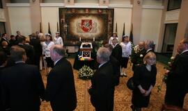 Lietuva atsisveikina su prezidentu Algirdu Brazausku