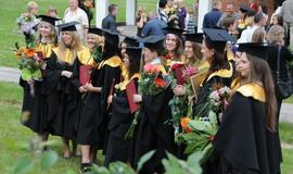 KU studentams - diplomų gavimo metas