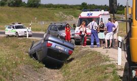 Avarijos nesiliauja ir per šventes