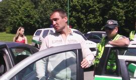 Klaipėdos gatvėse - girtas ratuotas taranas