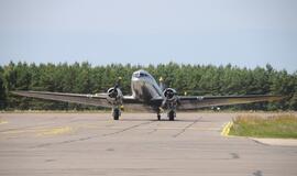 Palangos oro uoste - garsusis "Douglas DC3"