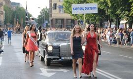 Spalvinga eisena nuskaidrino Jūros šventės nuotaiką