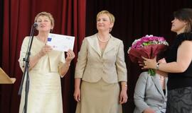 Klaipėdos valstybinės kolegijos absolventams įteikti diplomai