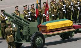 Prezidentas Algirdas Brazauskas išlydimas į Paskutinę kelionę