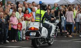 Spalvinga eisena nuskaidrino Jūros šventės nuotaiką