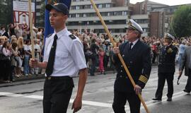 Spalvinga eisena nuskaidrino Jūros šventės nuotaiką