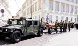 Prezidentas Algirdas Brazauskas išlydimas į Paskutinę kelionę