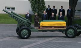 Prezidentas Algirdas Brazauskas išlydimas į Paskutinę kelionę