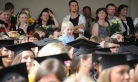 Klaipėdos valstybinės kolegijos absolventams įteikti diplomai