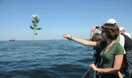 Dalia Grybauskaitė Klaipėdoje dalyvavo iškilmingoje žuvusiųjų jūroje pagerbimo ceremonijoje ir Etnografinėje pajūrio žvejo sodyboje surengtoje šventėje