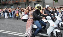 Spalvinga eisena nuskaidrino Jūros šventės nuotaiką