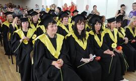 Klaipėdos valstybinės kolegijos absolventams įteikti diplomai