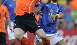PAR 2010: ketvirtfinalyje - olandų pergalė prieš brazilus