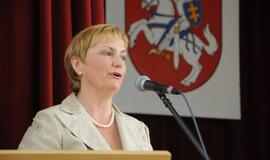 Klaipėdos valstybinės kolegijos absolventams įteikti diplomai