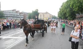 Spalvinga eisena nuskaidrino Jūros šventės nuotaiką