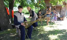Dalia Grybauskaitė Klaipėdoje dalyvavo iškilmingoje žuvusiųjų jūroje pagerbimo ceremonijoje ir Etnografinėje pajūrio žvejo sodyboje surengtoje šventėje
