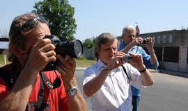 Iškilmingai atidarytas naujasis tiltas per geležinkelį