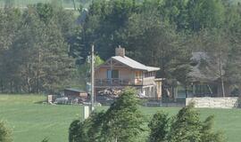 Ieškantieji būsto bėga iš daugiabučių