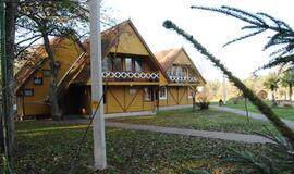 Melnragės dangoraižiui - nei taip, nei ne