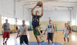 Pajūryje - užsieniečių krepšininkų stovyklos