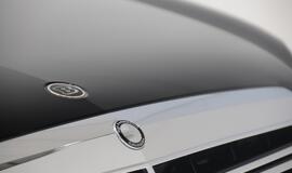 "Biuras" ant ratų: "Apple" ir "Brabus" sedanas "iBusiness"