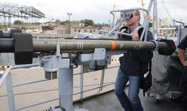 Klaipėdiečiai lankėsi karo laivuose