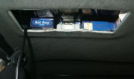 Automobiliuose įrengtos rusiškų cigarečių slėptuvės