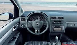 "Volkswagen" pristatė naują "CrossTouran" modelį